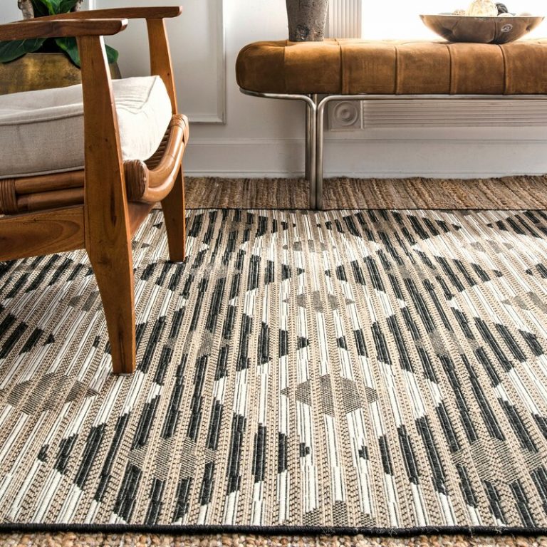 10 Modern Neutral Outdoor Rugs For Decks & Patios Chic Home Life